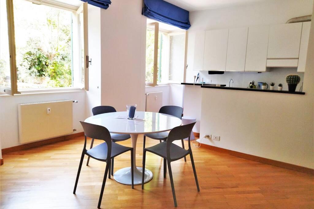 Casaviva - Beautiful Bilo With Shared Pool In Genova Nervi Apartment Exterior photo